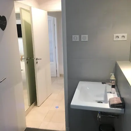 Citilet 7 Stylish, Prime Location *